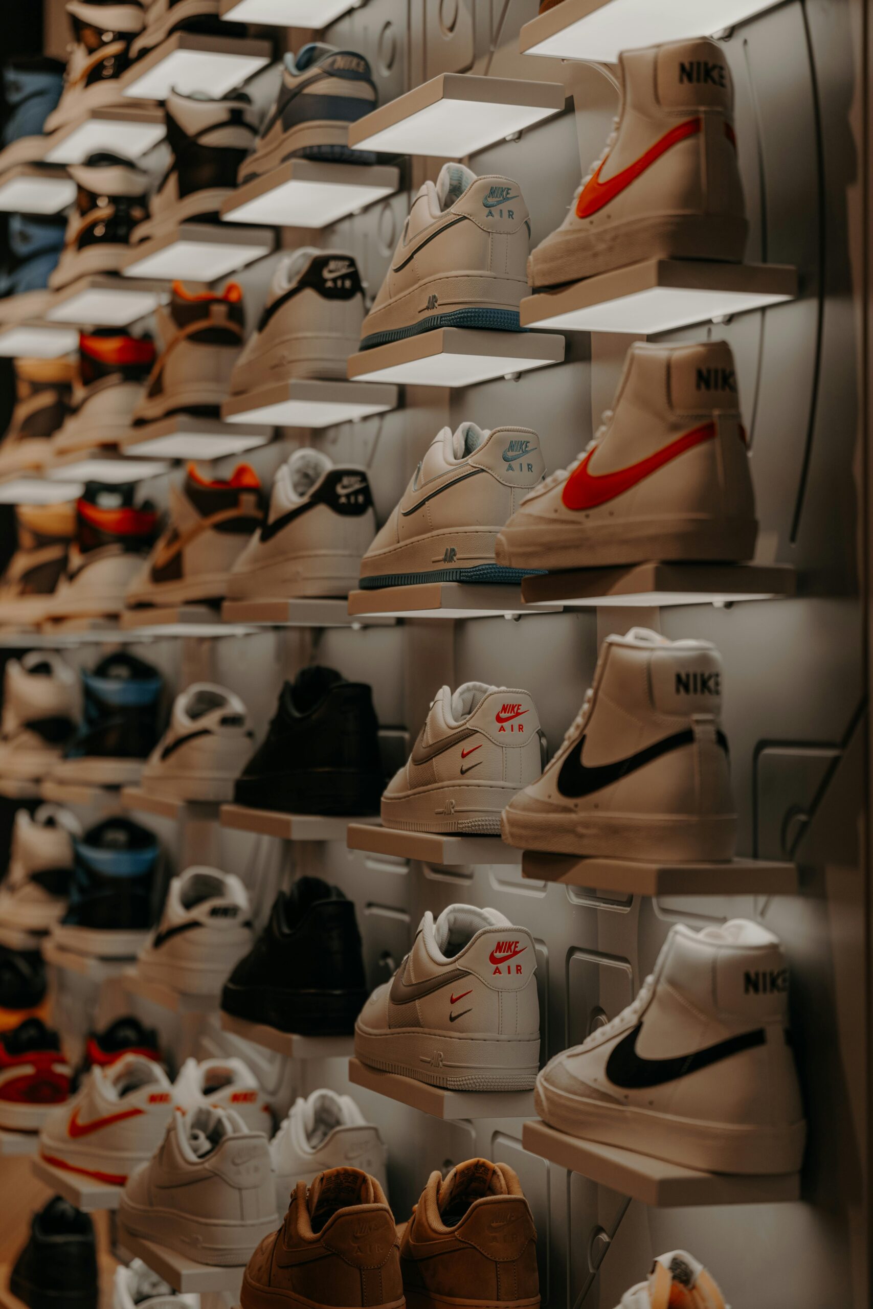 US Sneaker Market Projects $25.6B Revenue by 2025 Amid Nike’s 96% Dominance - Footwear Magazine