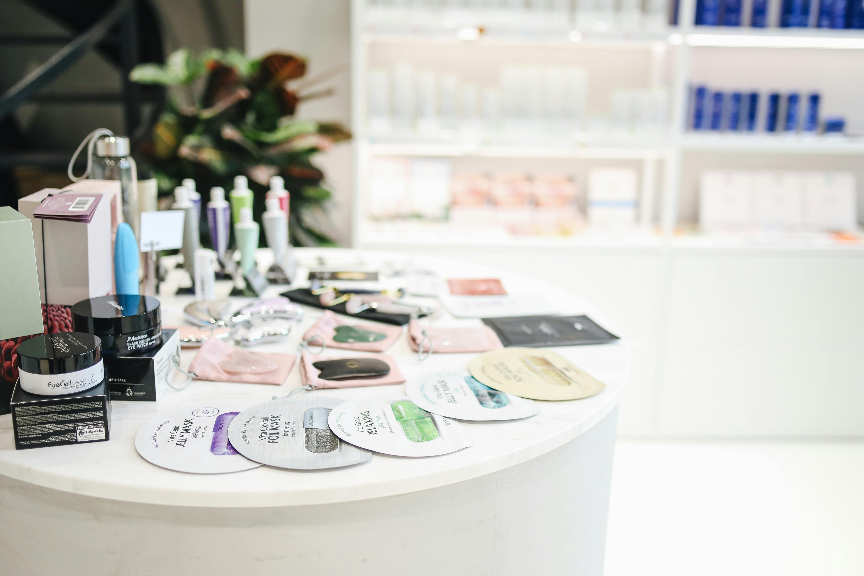 5 Cosmetic & Beauty Industry Trends for 2024 - RETAILBOSS