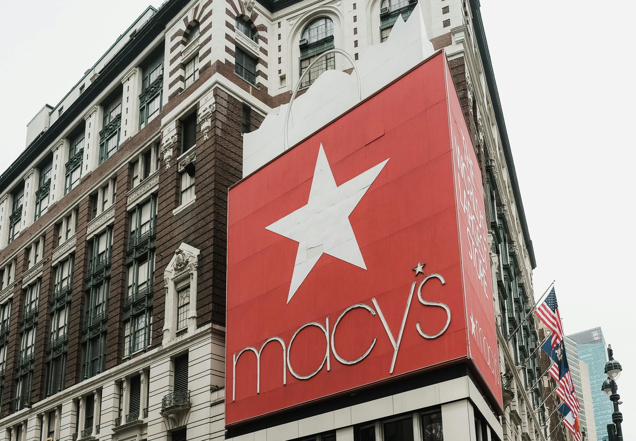 Macy’s Named Largest Department Store Company In The World [2024 Report] - RETAILBOSS